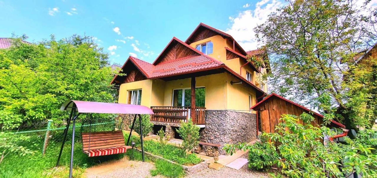 Gutsulska Oselya Villa Jaremtsje Buitenkant foto